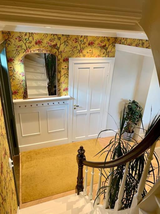 Villaer Big 10 Min Walk From Citycenter-swimmingpool *