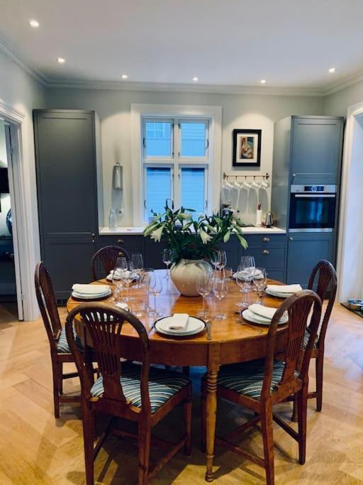 Big 10 Min Walk From Citycenter-swimmingpool * Stavanger