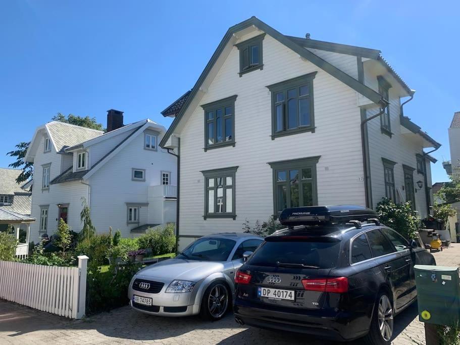 Villaer Big 10 Min Walk From Citycenter-swimmingpool